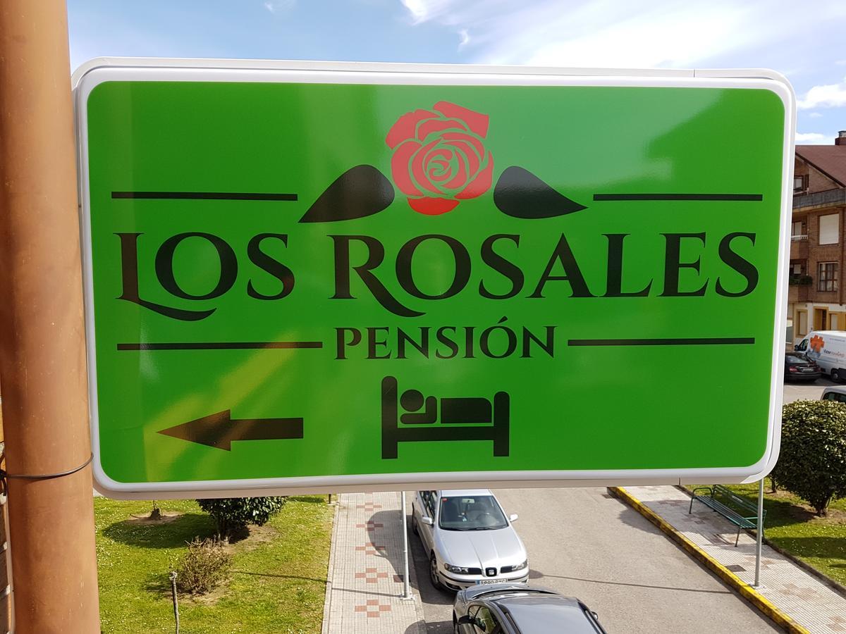 Los Rosales Saron Εξωτερικό φωτογραφία